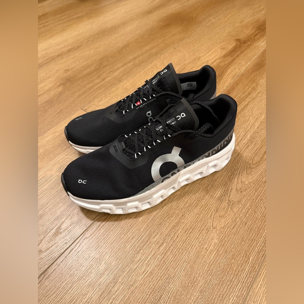 On Cloudmonster 2 Men’s 10.5 Running Shoes